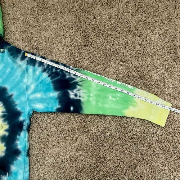 By Sami Ryan Blue & Green Tie Dye Graphic Print Hoodie Sweatshirt SZ M NWOT - Picture 11 of 11